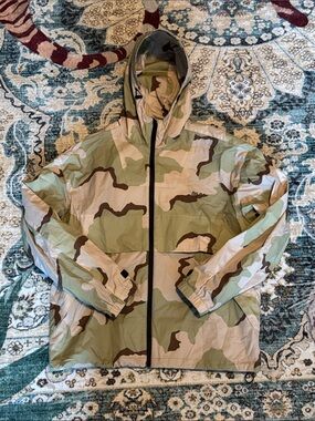 Qilo DCU cam windbreaker - limited edition